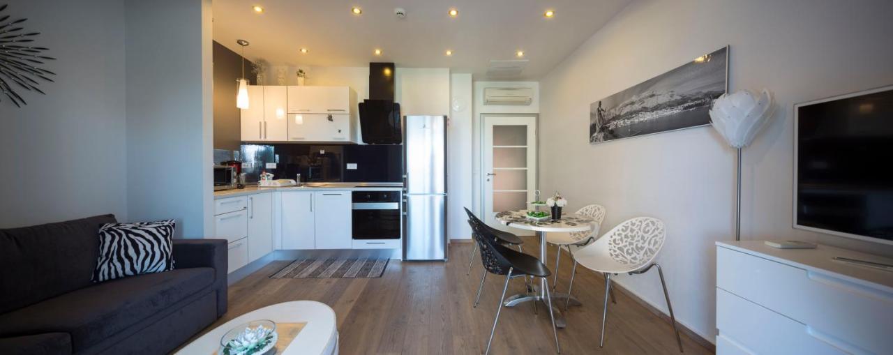 Villa Nena Makarska Eksteriør billede
